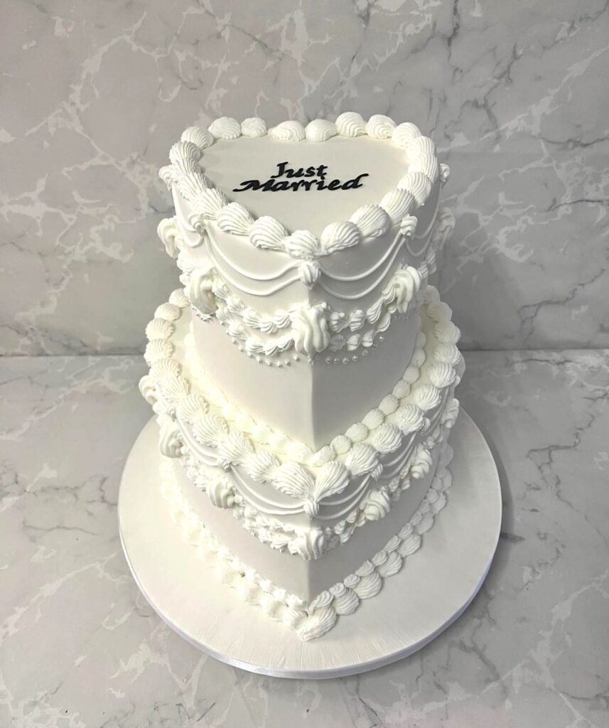 amazing cakes wedding cakes ireland