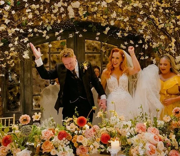 How Much Should You Put in a Wedding Card in Ireland?